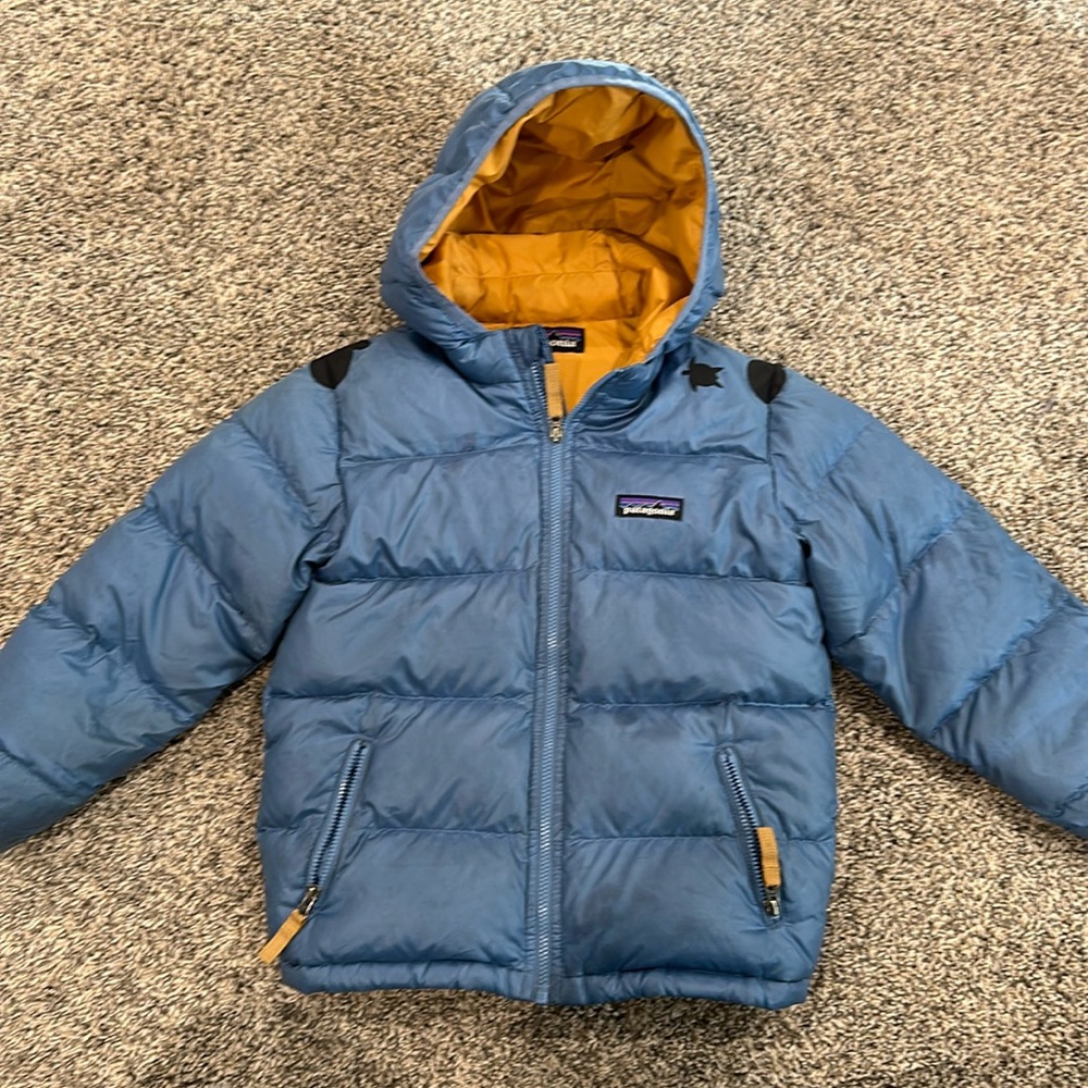 Patagonia hi loft size 3T